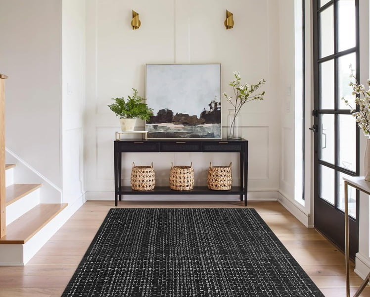 Foyer black washable rug