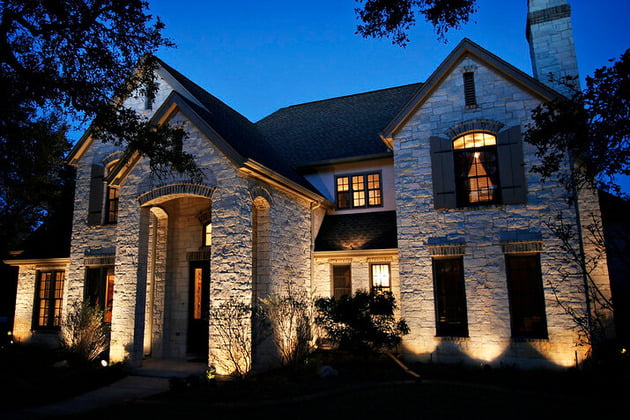 Test and clean Outdoor Lighting for your home