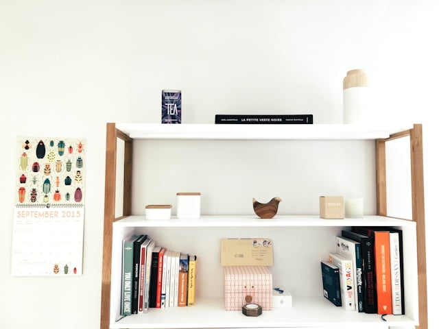 collage dorm rom desk with hutch storage on 