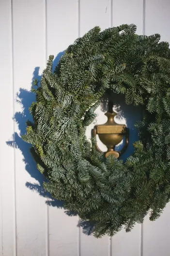 bulky wreath with winter theme 